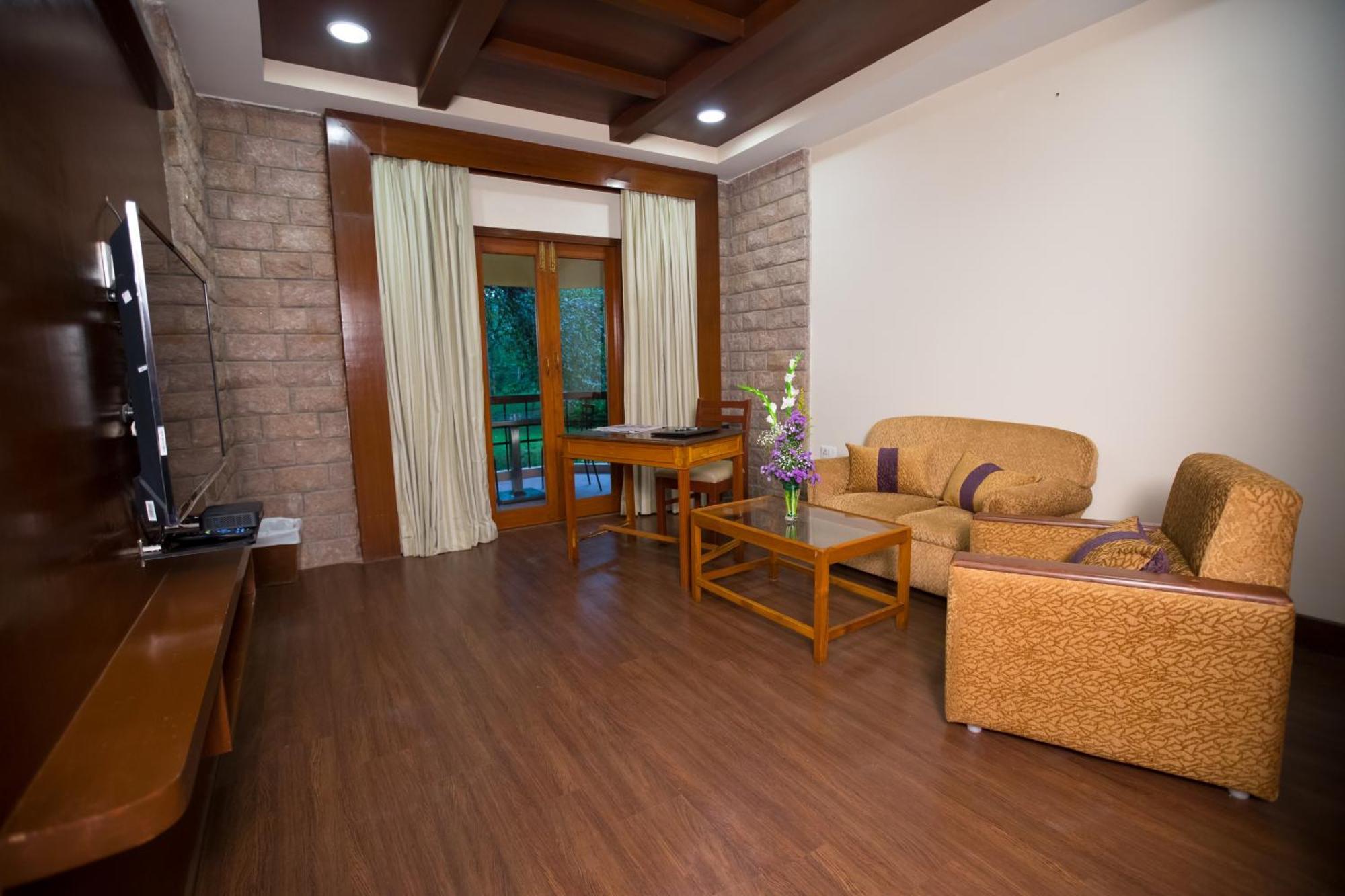Hotel Kodai International Кодайканал Номер фото