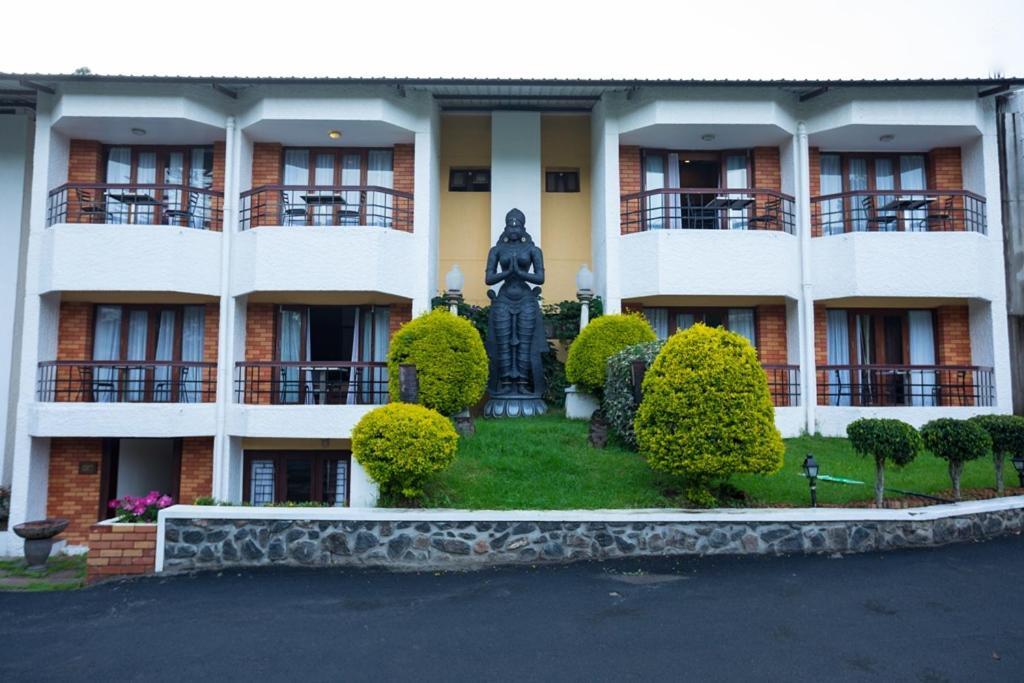 Hotel Kodai International Кодайканал Экстерьер фото