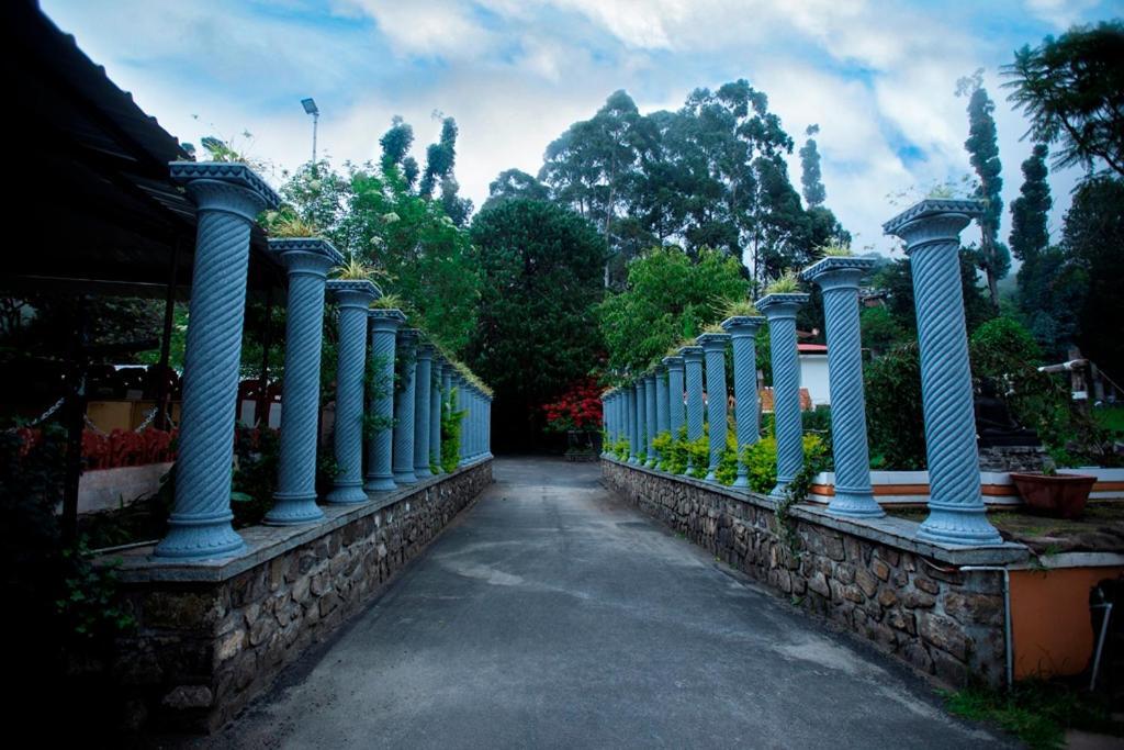 Hotel Kodai International Кодайканал Экстерьер фото